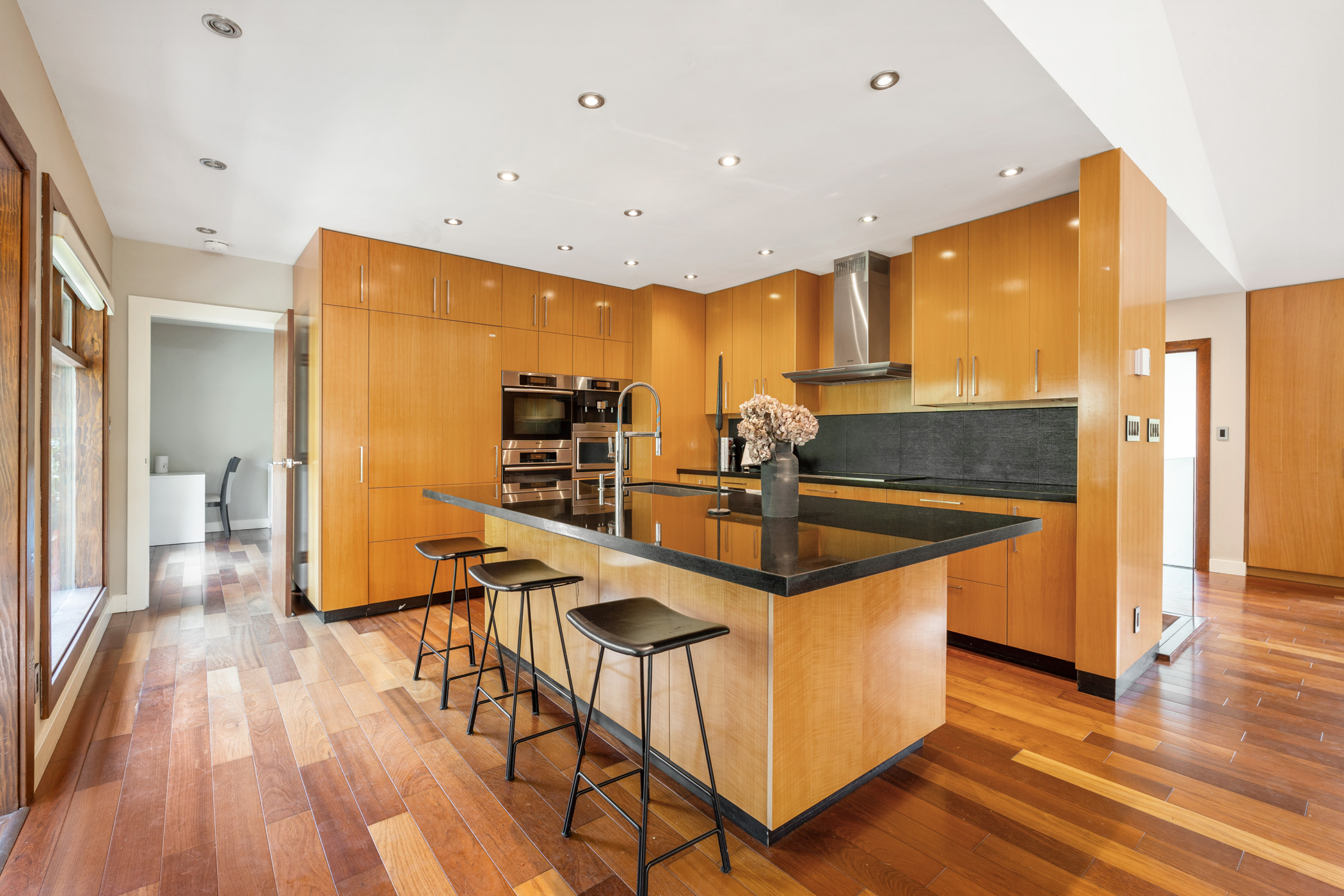 1325 25th Street